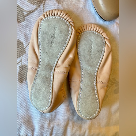 Child’s ballet/tap/dance set. Fits sizes 4-6. - Picture 13 of 15